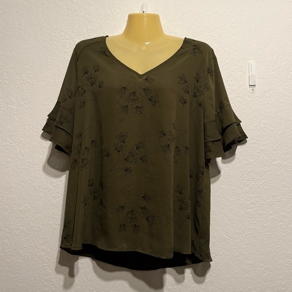 Worthington Olive Green Floral Ruffle Sleeve V-Neck Blouse Women’s Size Large - Picture 1 of 10